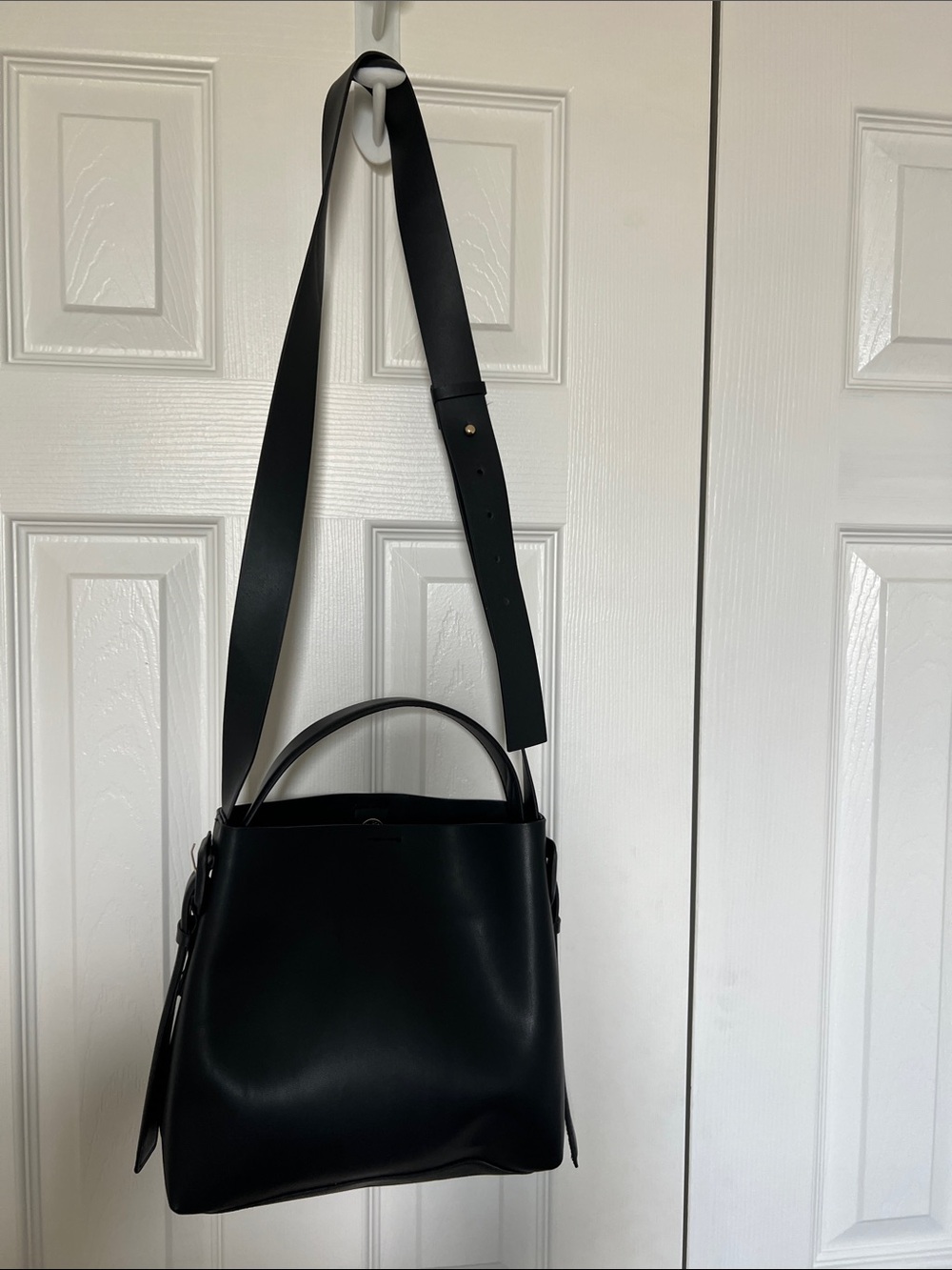 H&M Black Leather Shoulder Bag with Top Handle